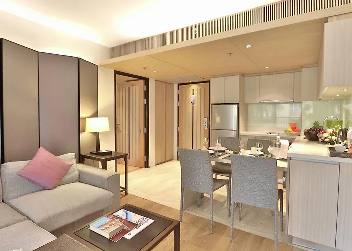 Arcadia Ploenchit Hotel