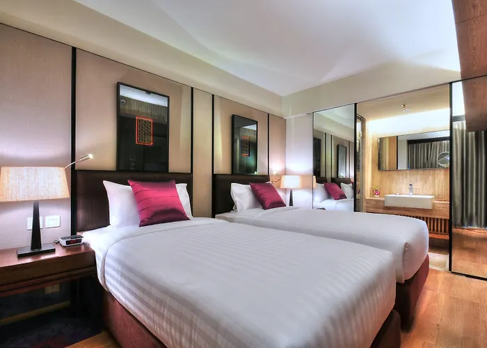 Arcadia Ploenchit