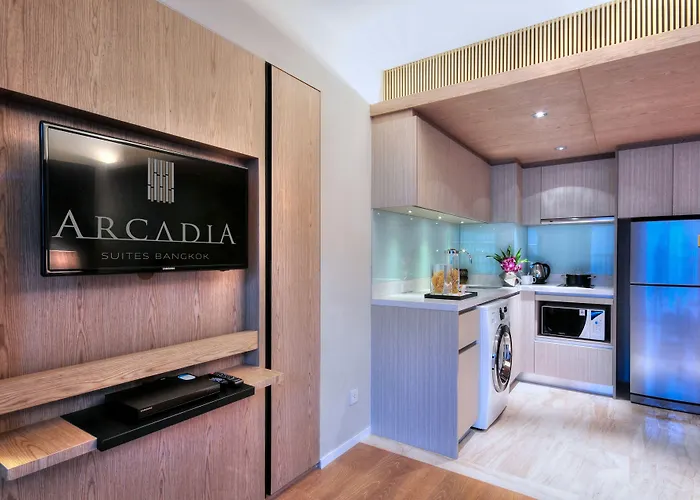 Arcadia Ploenchit Hotel