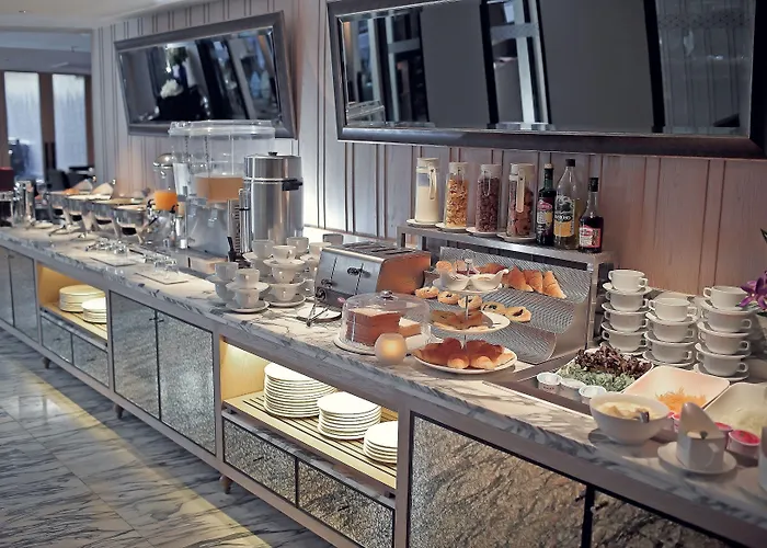 Arcadia Ploenchit Hotel 4*
