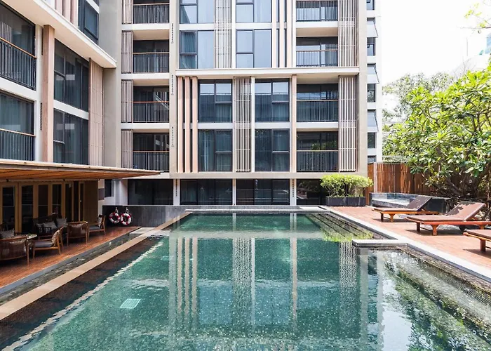 Arcadia Ploenchit 4*