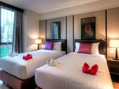 Arcadia Ploenchit 4*